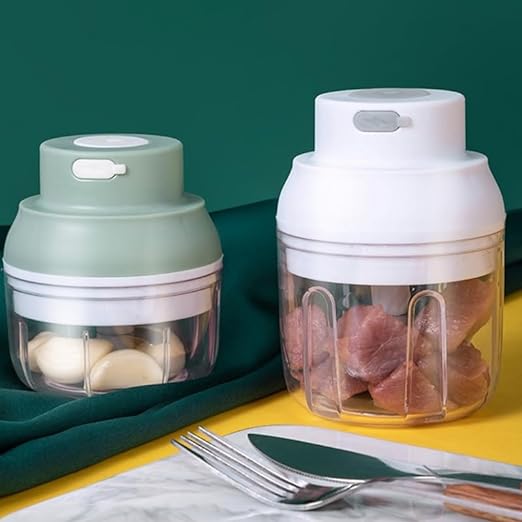 Mini Electric Garlic Chopper Multi-function Food Chopper USB Charging Wireless Garlic Grinder Mincer Cutter for Chopping Vegetables Fruits Onions Garlics Salad Boneless Meat