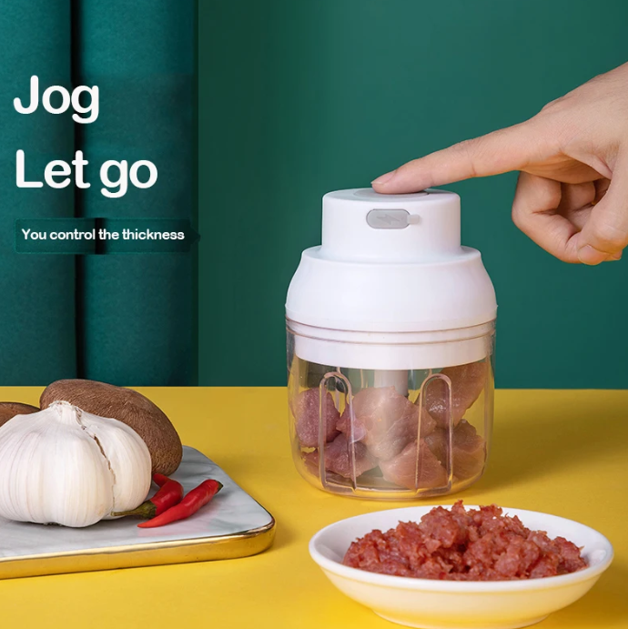 Mini Electric Garlic Chopper Multi-function Food Chopper USB Charging Wireless Garlic Grinder Mincer Cutter for Chopping Vegetables Fruits Onions Garlics Salad Boneless Meat